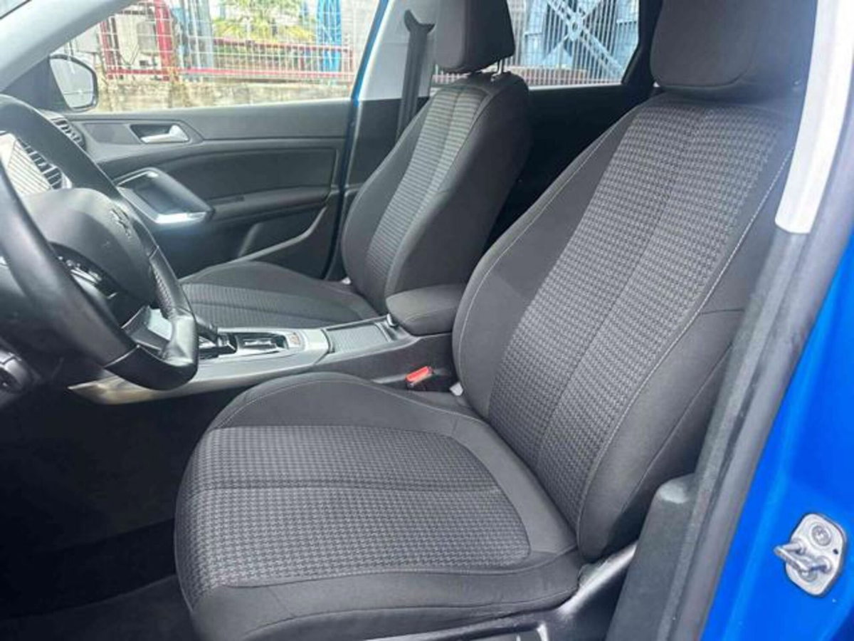 Peugeot 308 SW BlueHDi 130 S&S EAT8 Active Business (16)