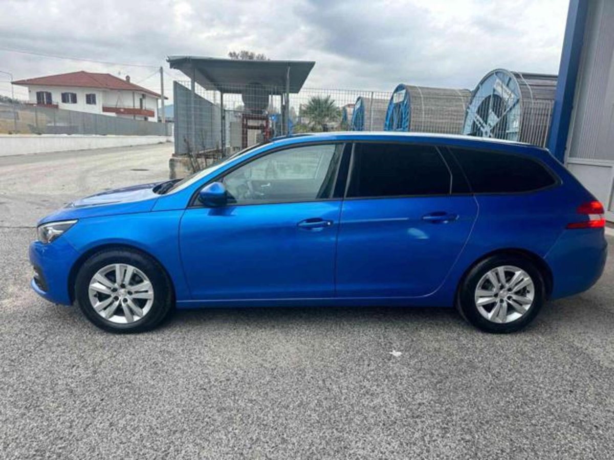 Peugeot 308 SW BlueHDi 130 S&S EAT8 Active Business (5)