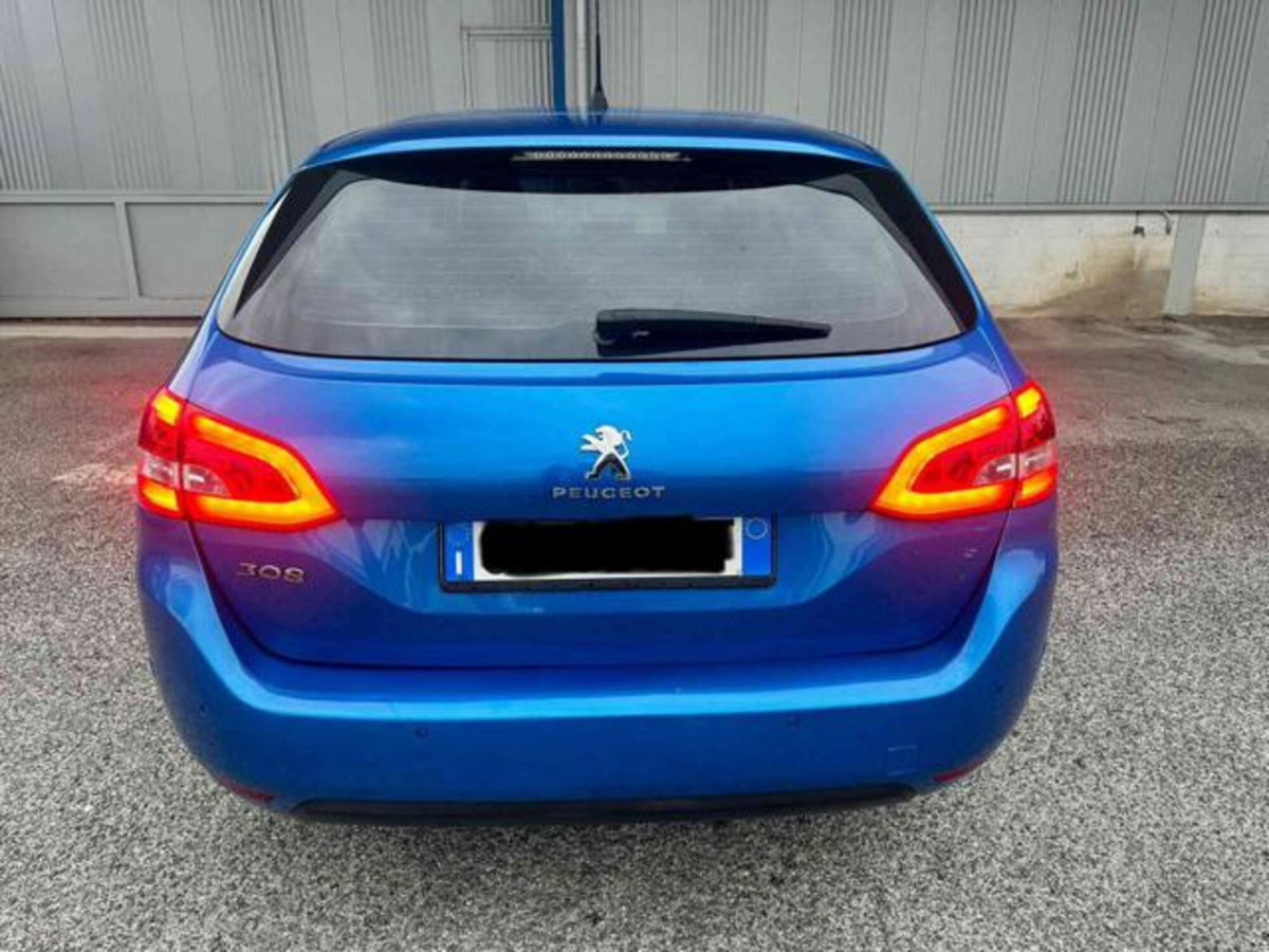 Peugeot 308 SW BlueHDi 130 S&S EAT8 Active Business (7)