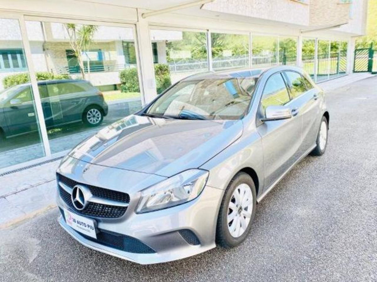 Mercedes-Benz Classe A 160 d Sport (11)