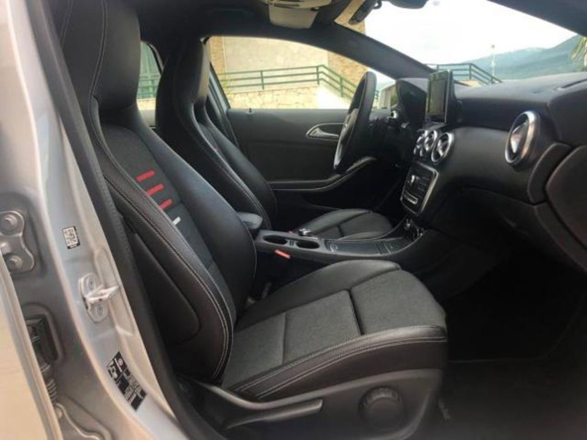 Mercedes-Benz Classe A 160 d Sport (6)