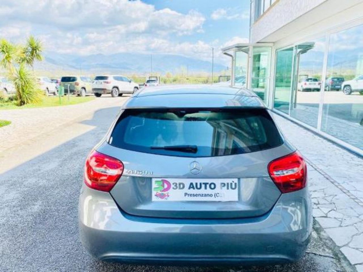 Mercedes-Benz Classe A 160 d Sport (7)