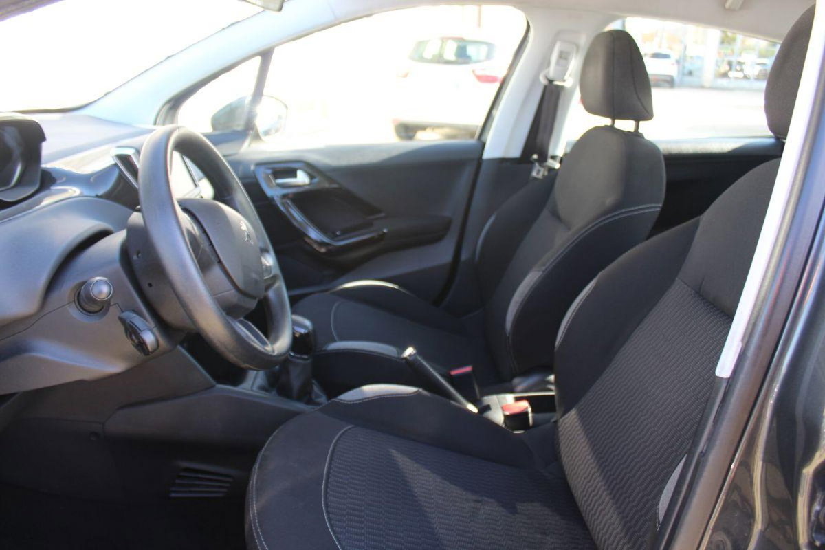 Peugeot 208 75 5 porte Allure (10)