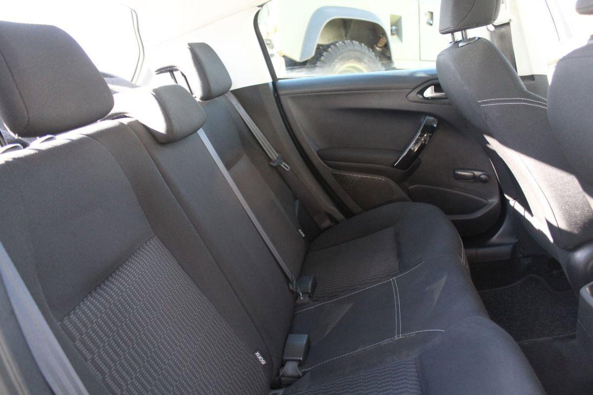 Peugeot 208 75 5 porte Allure (20)