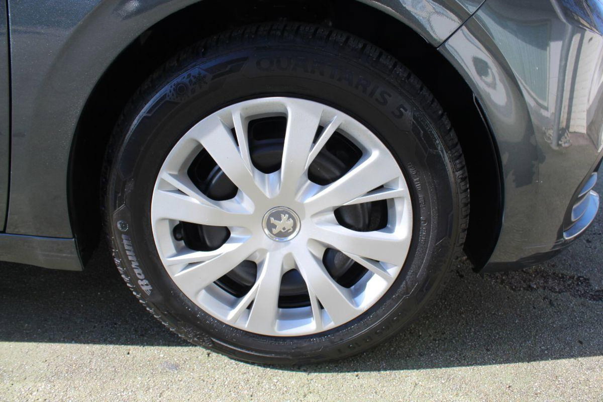 Peugeot 208 75 5 porte Allure (5)