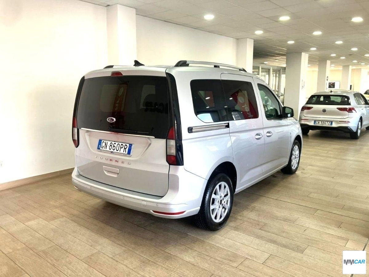 Ford Tourneo Connect 2.0 EcoBlue 122 CV Sport (3)