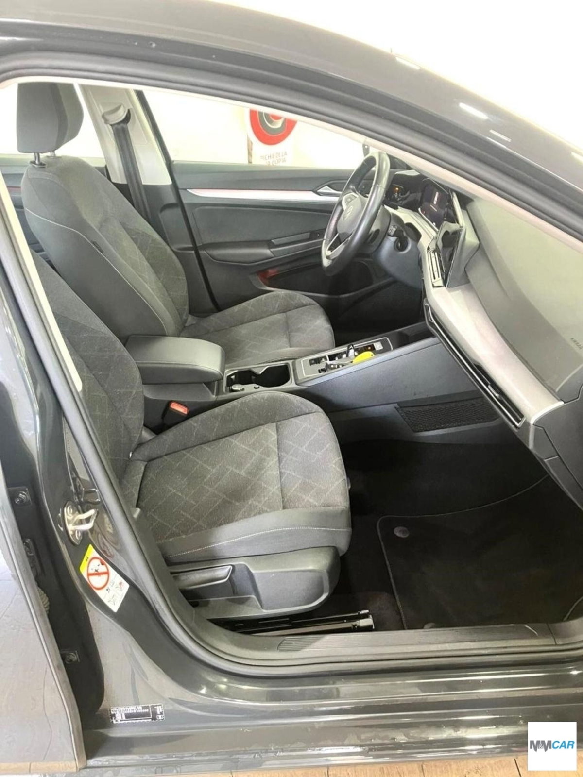 Volkswagen Golf Variant 2.0 TDI SCR DSG Life (12)