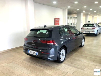Volkswagen Golf Variant 2.0 TDI SCR DSG Life (3)