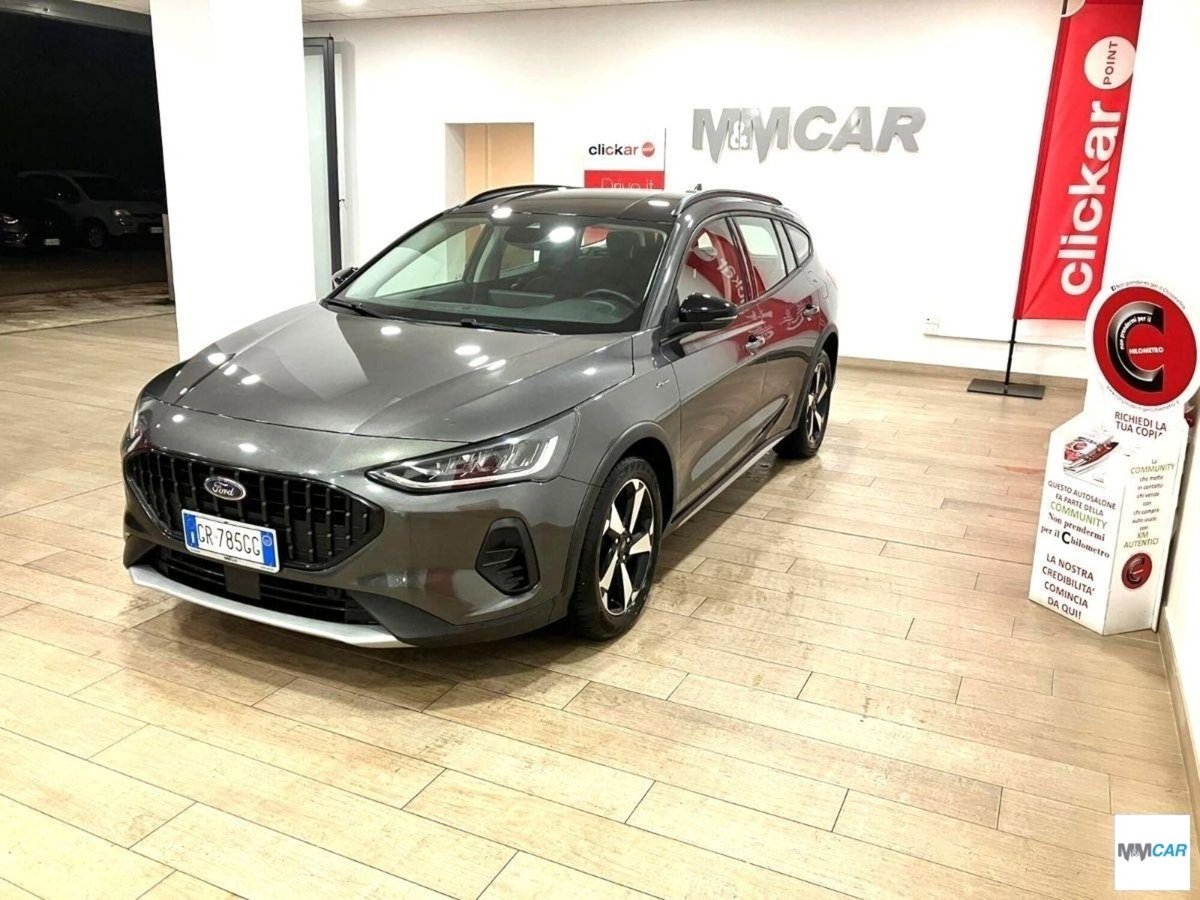 Ford Focus Station Wagon 1.0 EcoBoost 125 CV automatico SW Active (2)