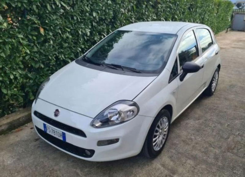 Fiat Punto 1.3 MJT II S&S 95 CV 5 porte Street