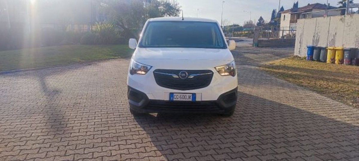 Opel Combo Furgone Cargo 1.5 Diesel 130CV S&S PC 650kg Edition (4)