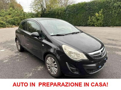 Opel Corsa 1.2 3 porte b-color usata