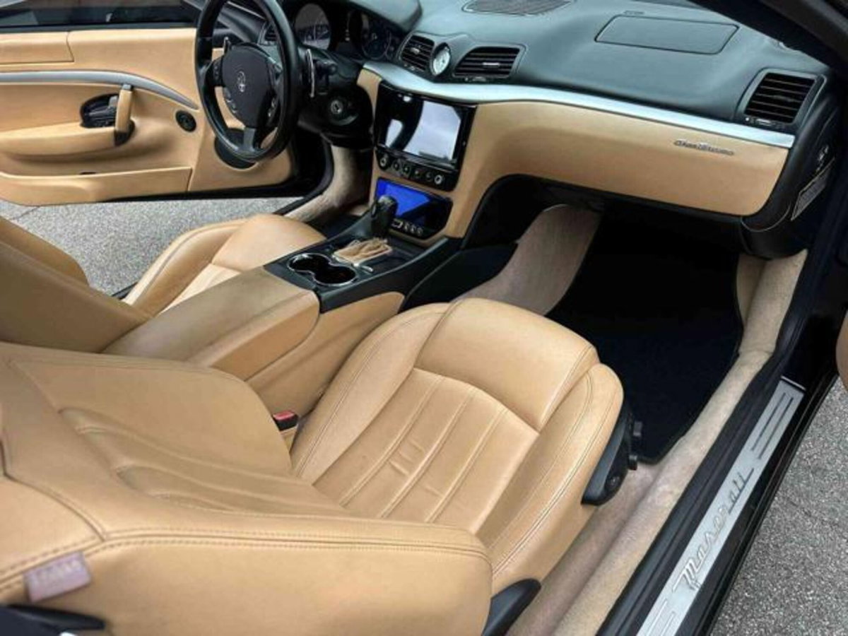 Maserati Granturismo GranTurismo 4.2 V8 (10)