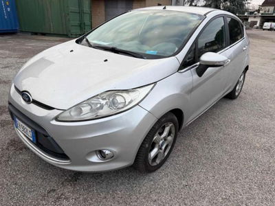 Ford Fiesta 1.4 5 porte Bz.- GPL Titanium usata