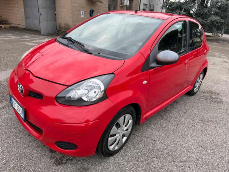 Toyota Aygo 1.0 12V VVT-i 5 porte Now GPL