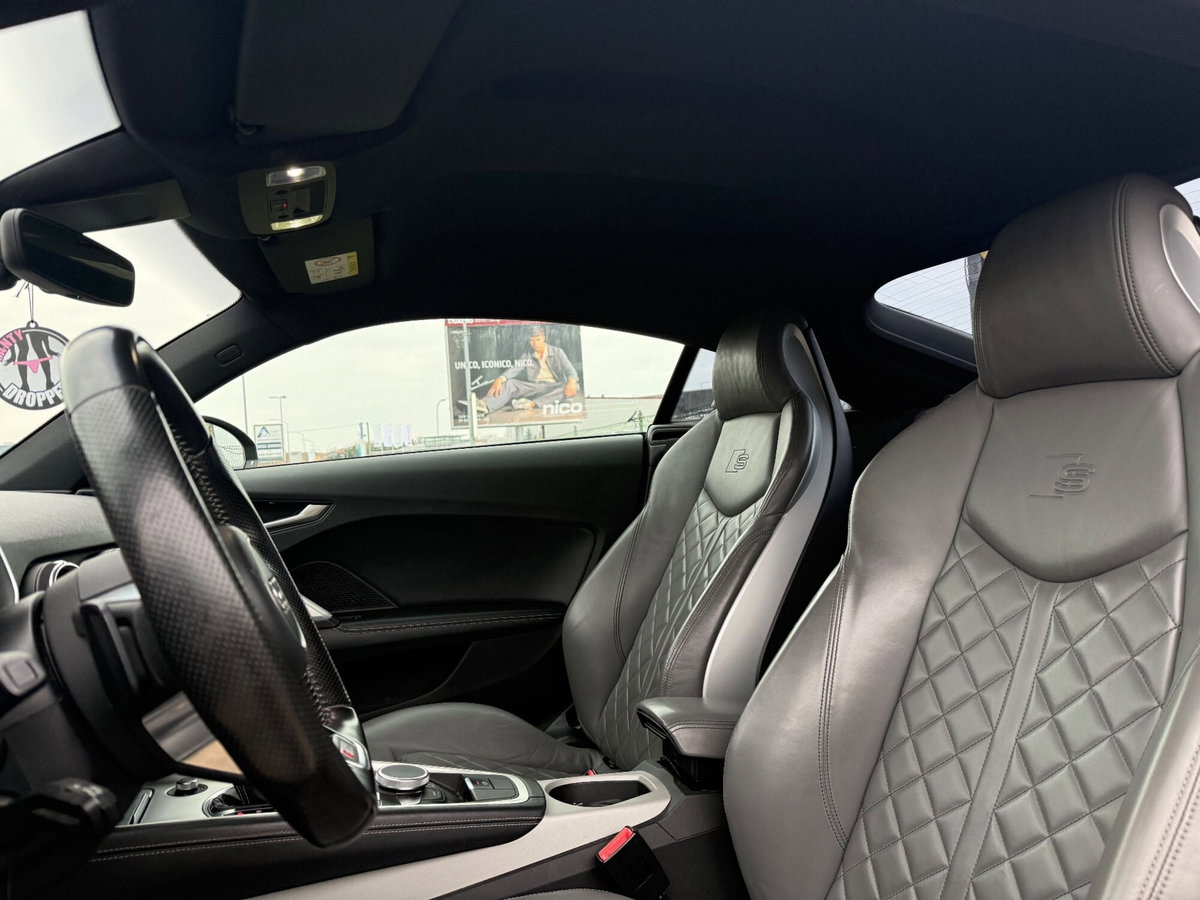 Audi TT Coupé 2.0 TFSI quattro S tronic S line (14)
