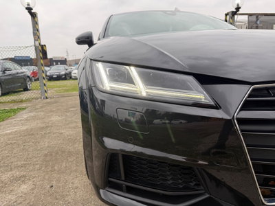 Audi TT Coupé 2.0 TFSI quattro S tronic S line (4)