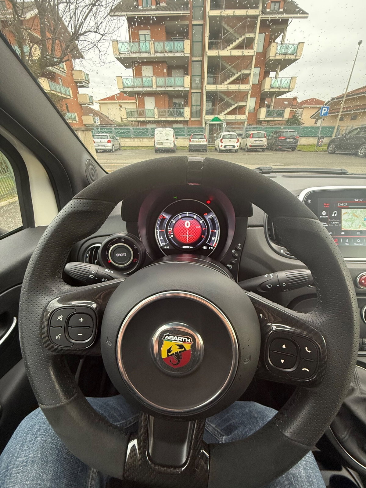 Abarth 595 595 1.4 Turbo T-Jet 180 CV Esseesse (11)