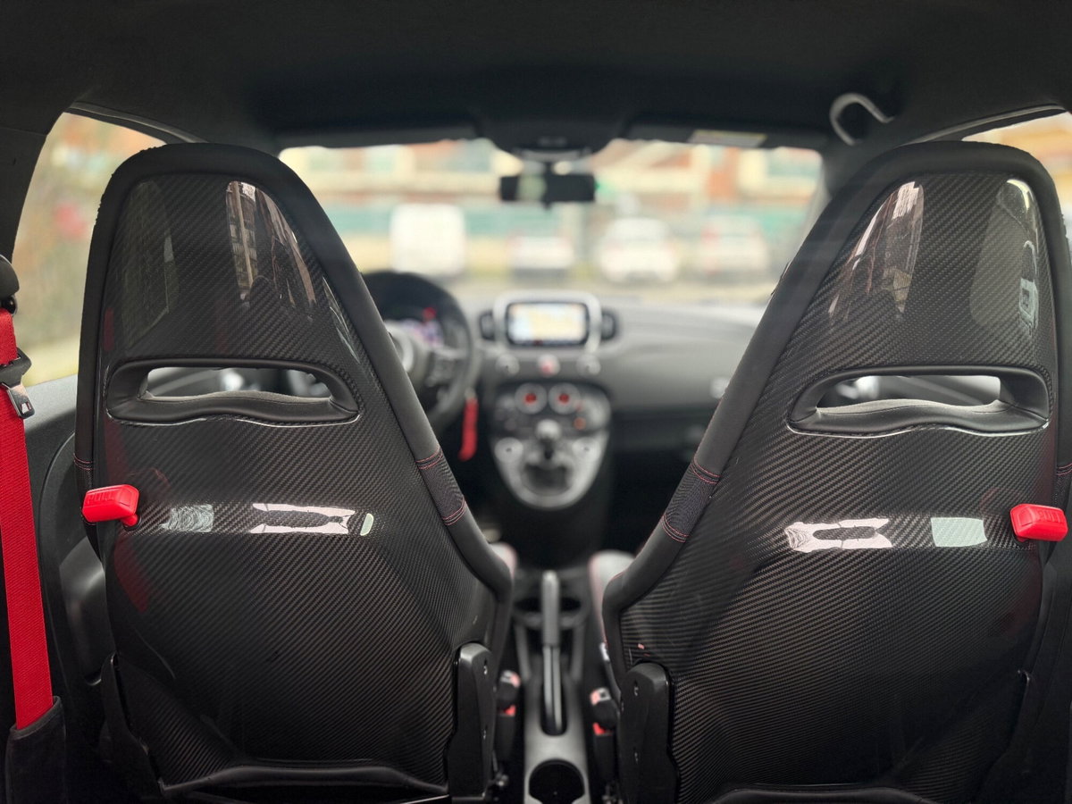 Abarth 595 595 1.4 Turbo T-Jet 180 CV Esseesse (12)
