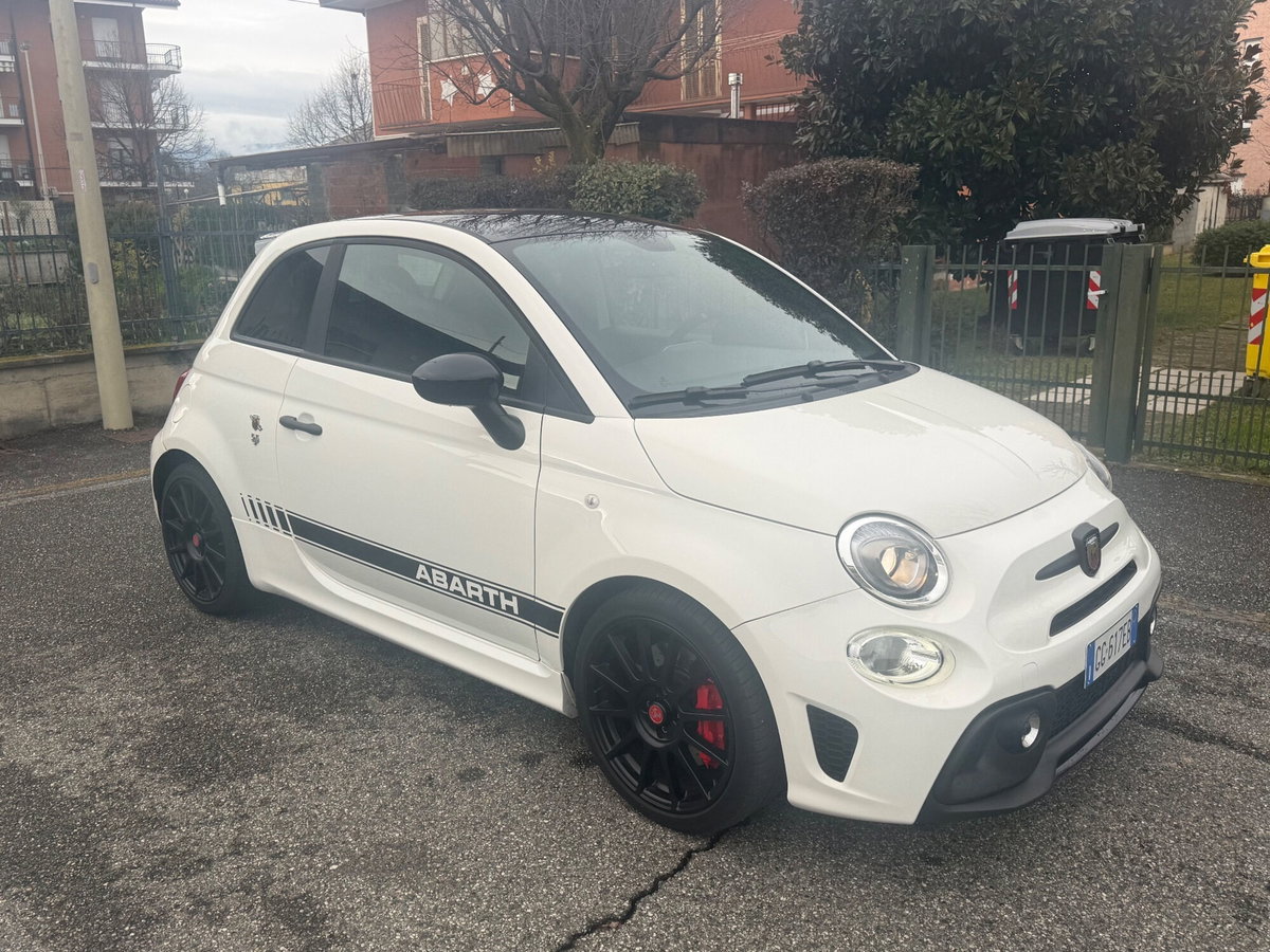 Abarth 595 595 1.4 Turbo T-Jet 180 CV Esseesse (4)