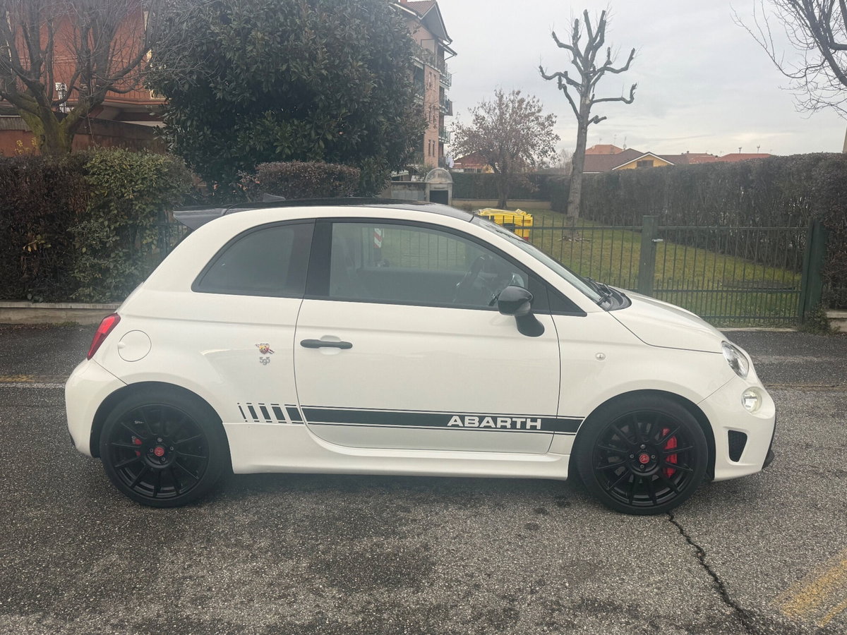 Abarth 595 595 1.4 Turbo T-Jet 180 CV Esseesse (5)