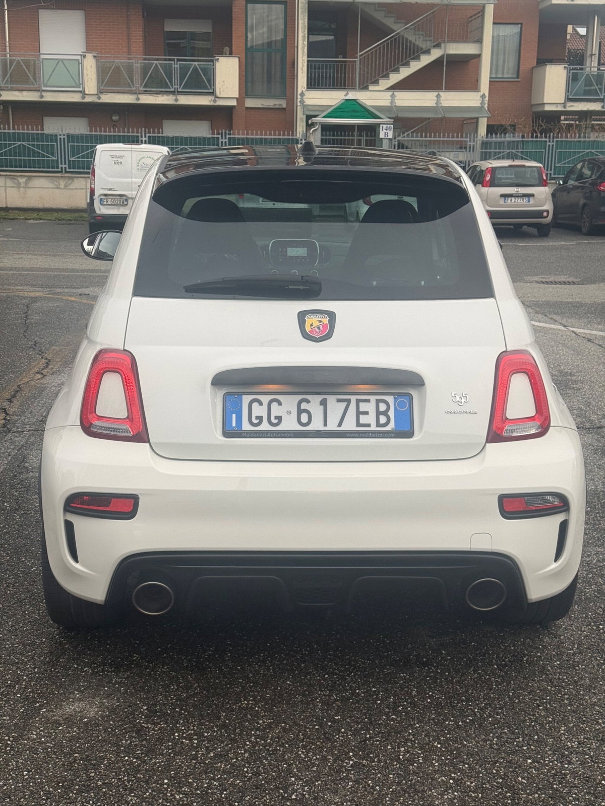 Abarth 595 595 1.4 Turbo T-Jet 180 CV Esseesse (8)
