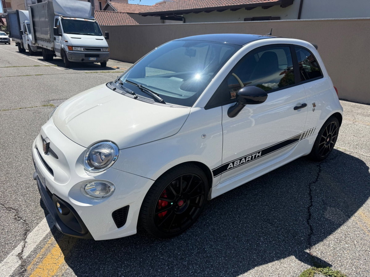 Abarth 595 Cabrio 595 C 1.4 Turbo T-Jet 180 CV Esseesse