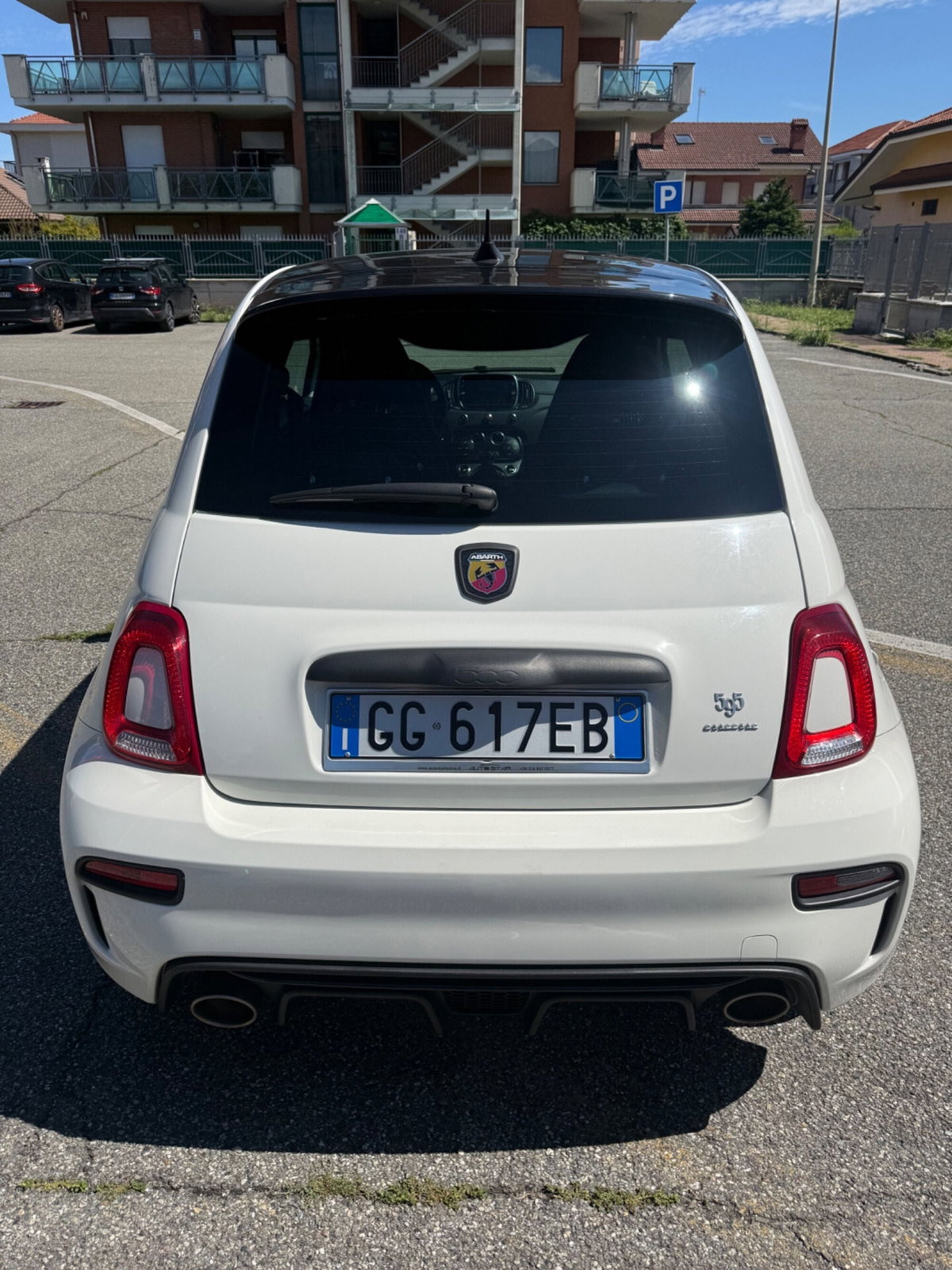 Abarth 595 Cabrio 595 C 1.4 Turbo T-Jet 180 CV Esseesse (4)