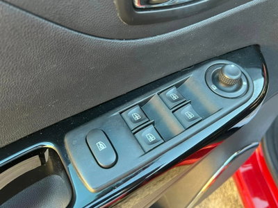 Renault Captur dCi 8V 90 CV Start&Stop Energy Intens (17)