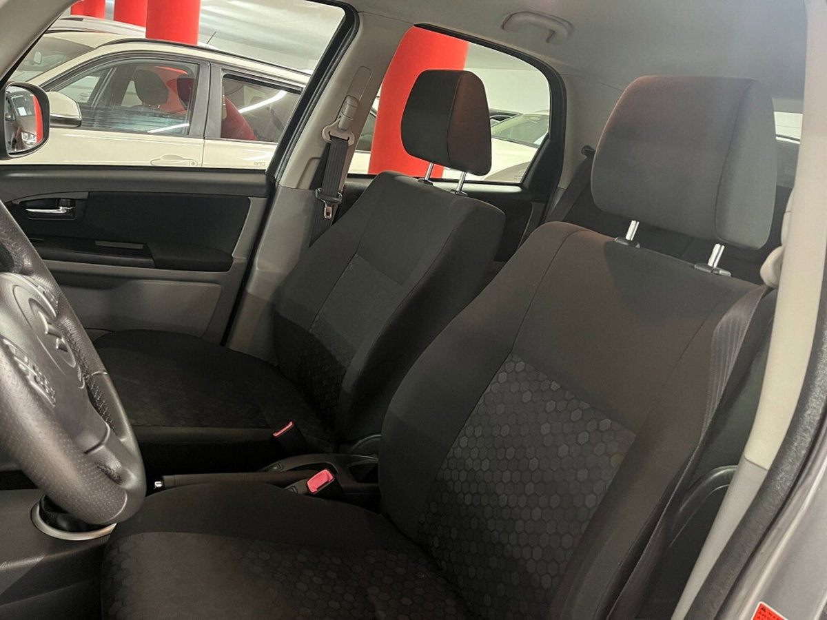 Suzuki SX4 DDiS 16V 4WD Outdoor Line GL (6)