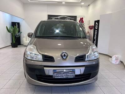 Renault Modus 1.5 dCi 85CV Dynamique (2)