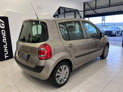 Renault Modus 1.5 dCi 85CV Dynamique (4)