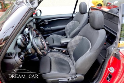 MINI Mini Cabrio 1.5 Cooper D Cabrio (10)
