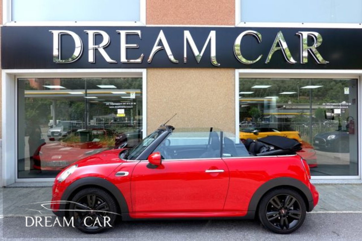 MINI Mini Cabrio 1.5 Cooper D Cabrio (2)