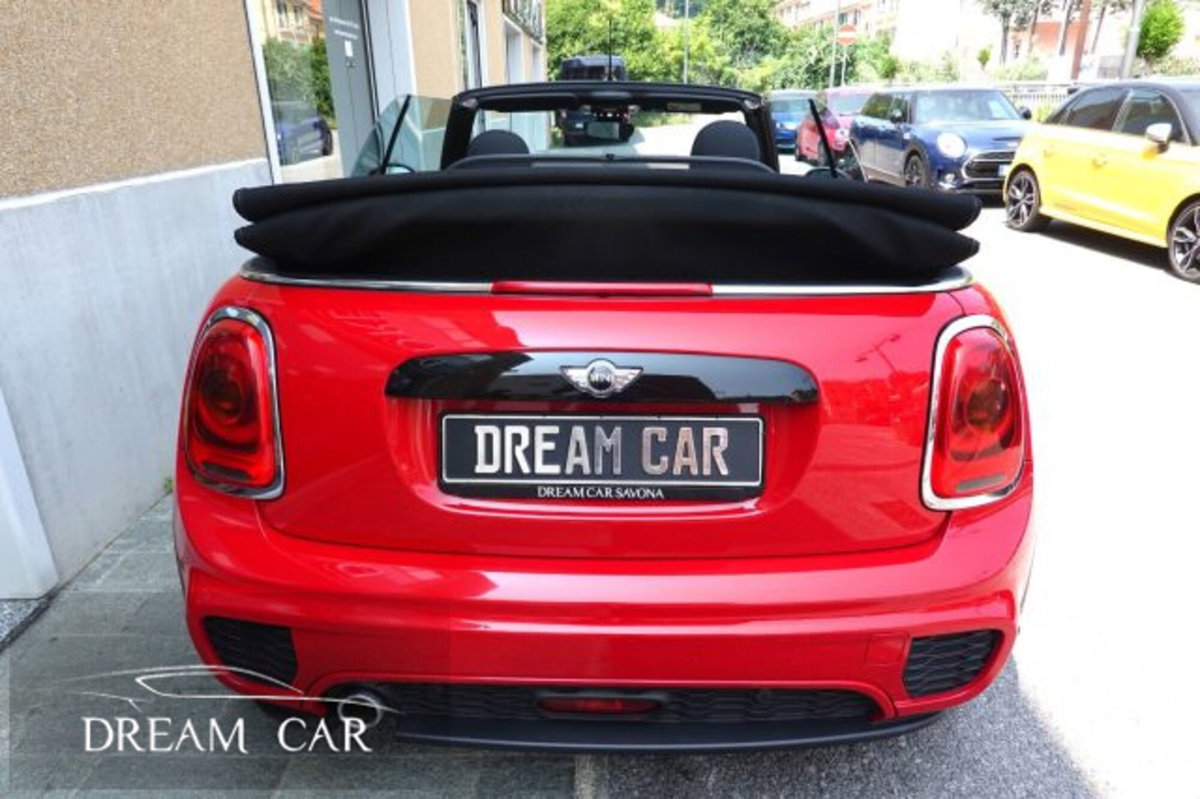 MINI Mini Cabrio 1.5 Cooper D Cabrio (3)
