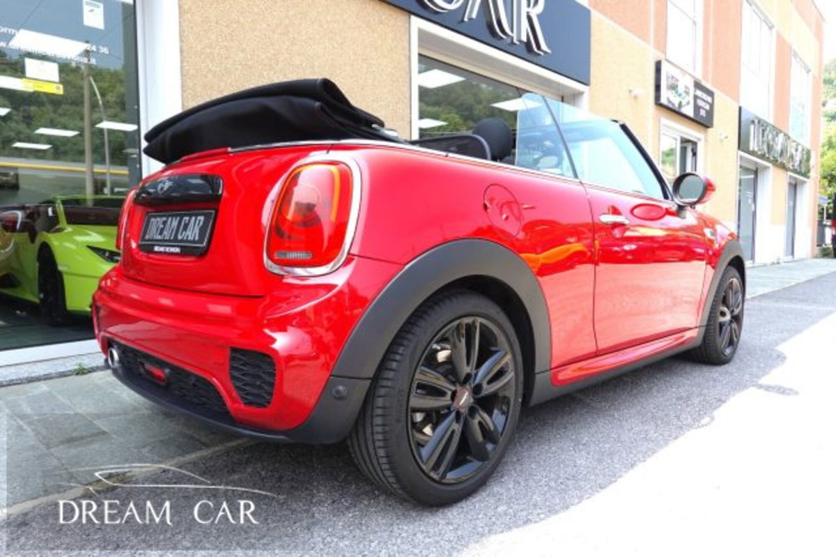 MINI Mini Cabrio 1.5 Cooper D Cabrio (4)