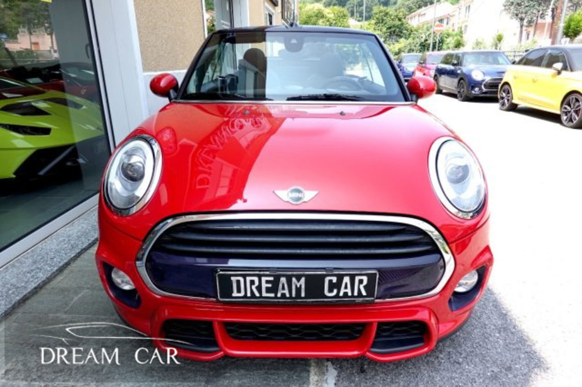 MINI Mini Cabrio 1.5 Cooper D Cabrio (7)