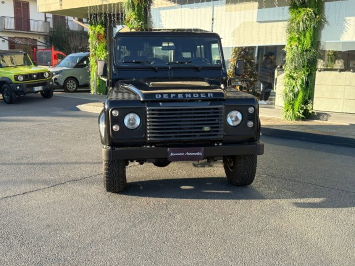 Land Rover Defender 90 2.2 TD4 Station Wagon N1 (2)