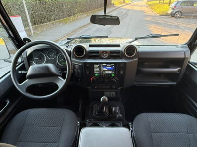 Land Rover Defender 90 2.2 TD4 Station Wagon N1 (9)