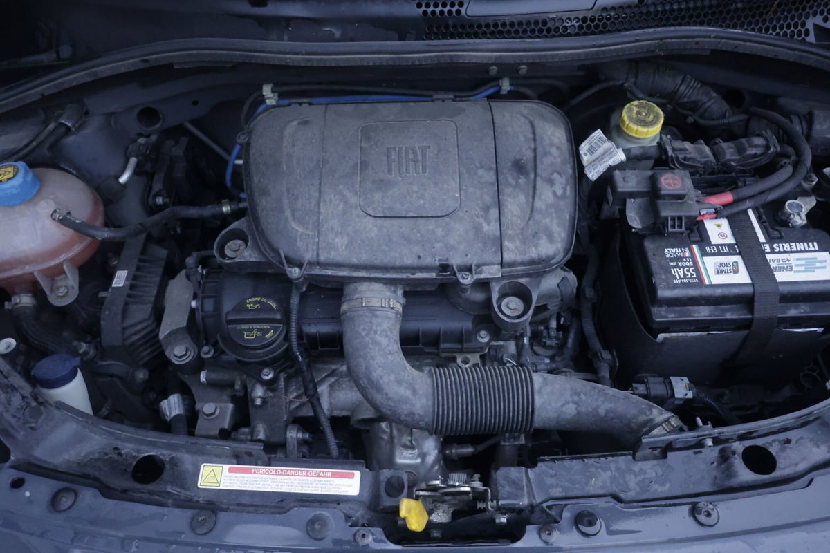 Fiat 500 1.0 Hybrid Connect (19)