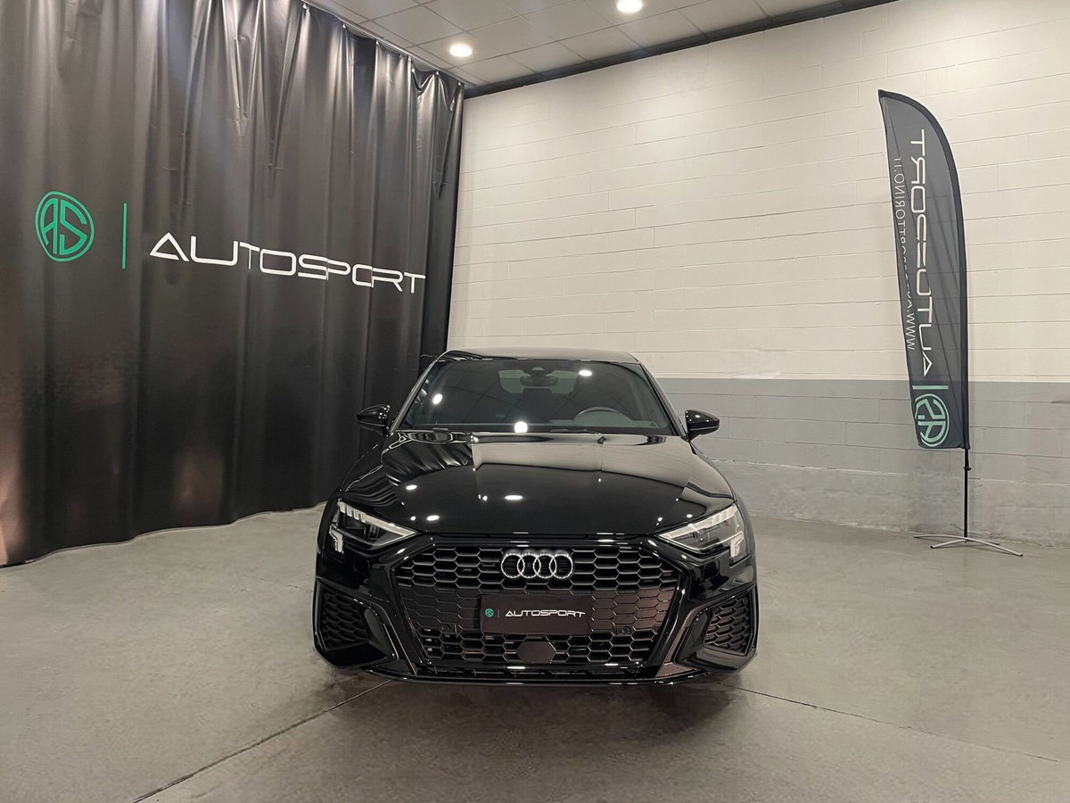 Audi A3 Sportback 35 TFSI S tronic S line edition (2)