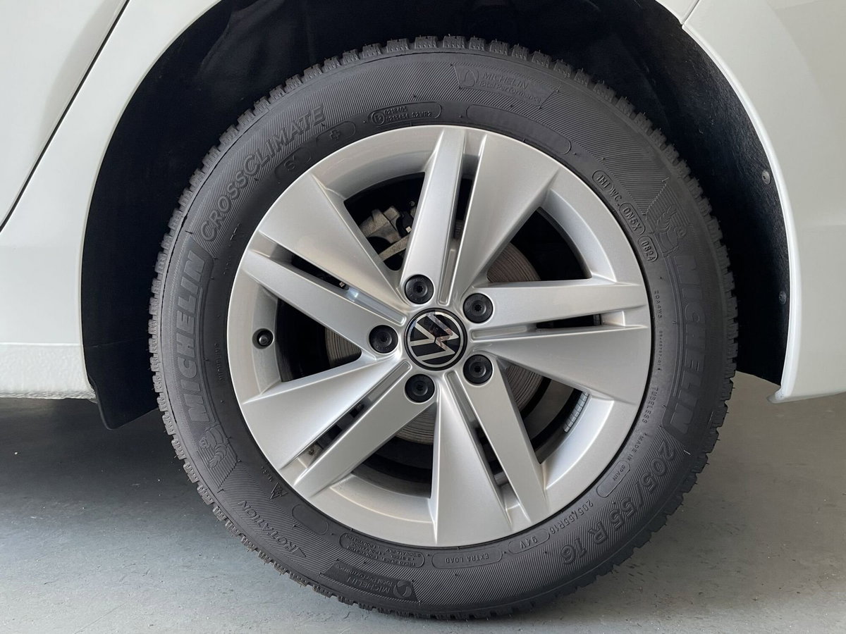 Volkswagen Golf 1.5 TSI EVO ACT Life (8)