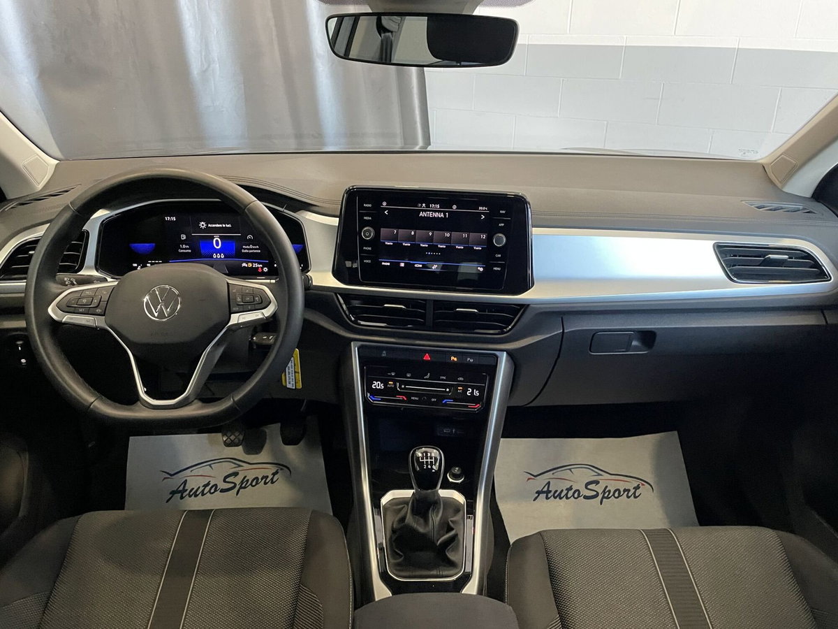 Volkswagen T-Roc 1.0 TSI Life (10)
