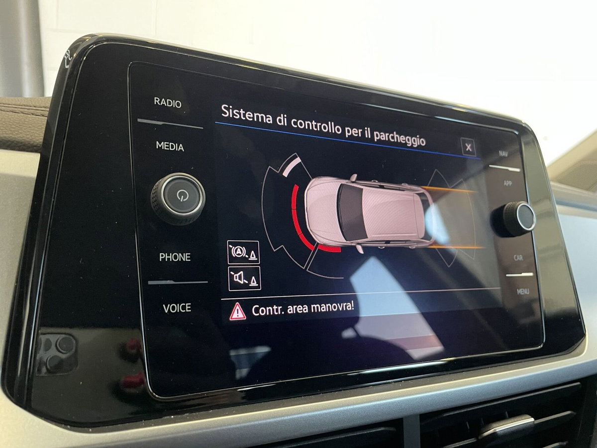 Volkswagen T-Roc 1.0 TSI Life (11)
