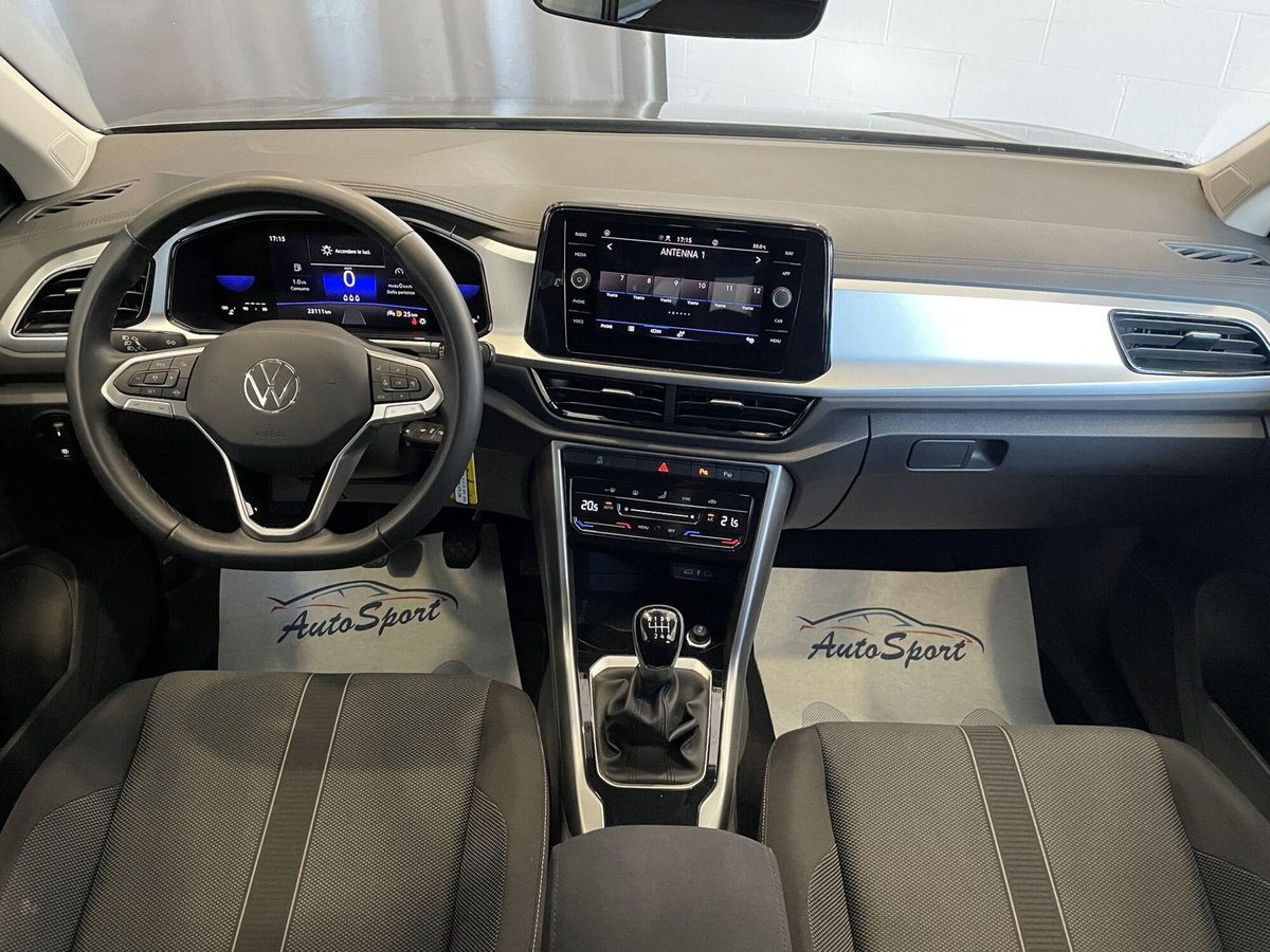 Volkswagen T-Roc 1.0 TSI Life (10)