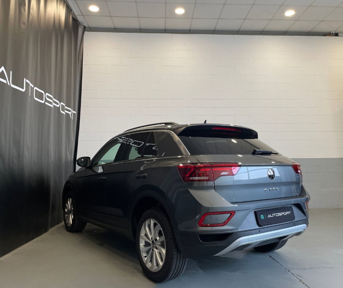 Volkswagen T-Roc 1.0 TSI Life (4)