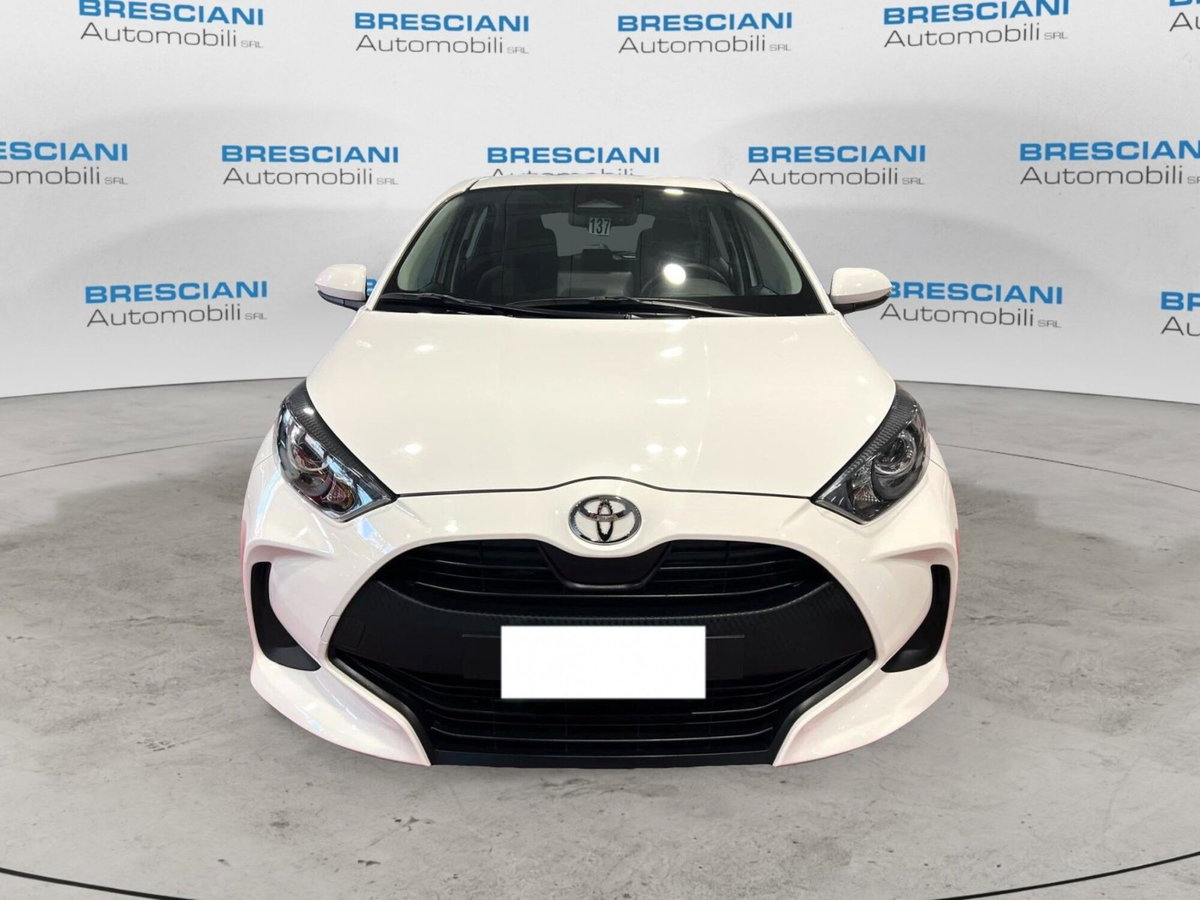 Toyota Yaris 1.5 Hybrid 5 porte Energy (2)