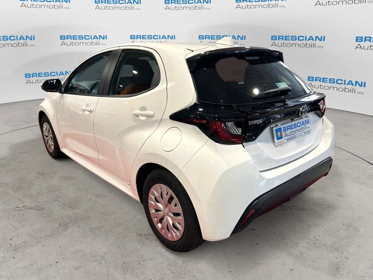Toyota Yaris 1.5 Hybrid 5 porte Energy (5)