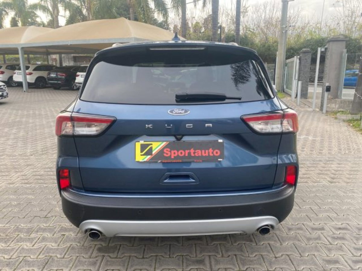 Ford Kuga 1.5 EcoBlue 120 CV aut. 2WD Titanium (18)