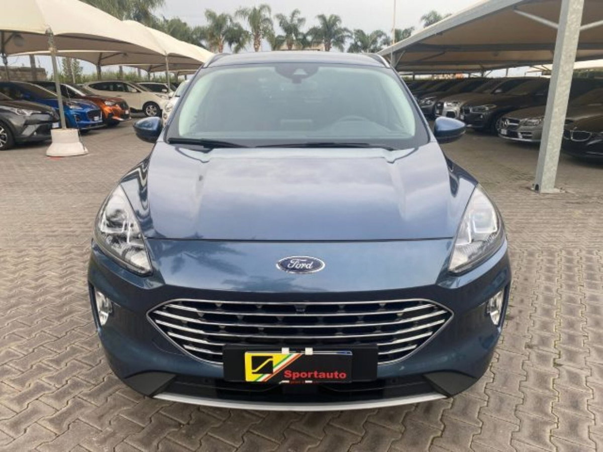 Ford Kuga 1.5 EcoBlue 120 CV aut. 2WD Titanium (19)
